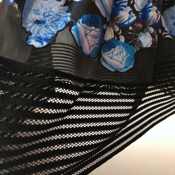 Sachin Babi Aster Skirt In Size 8. Retail $750 - Picture 5 of 7